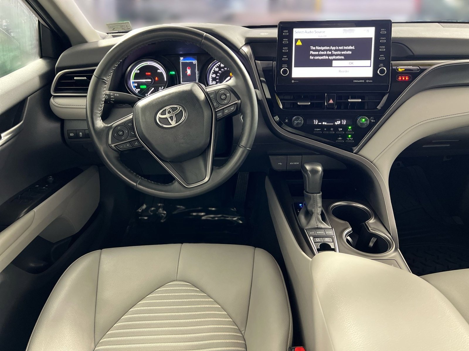 Used 2024 Toyota Camry SE image 23