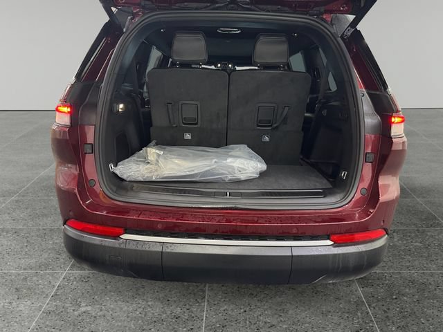 New 2026 Jeep Grand Cherokee L Limited AWD/4WD image 16