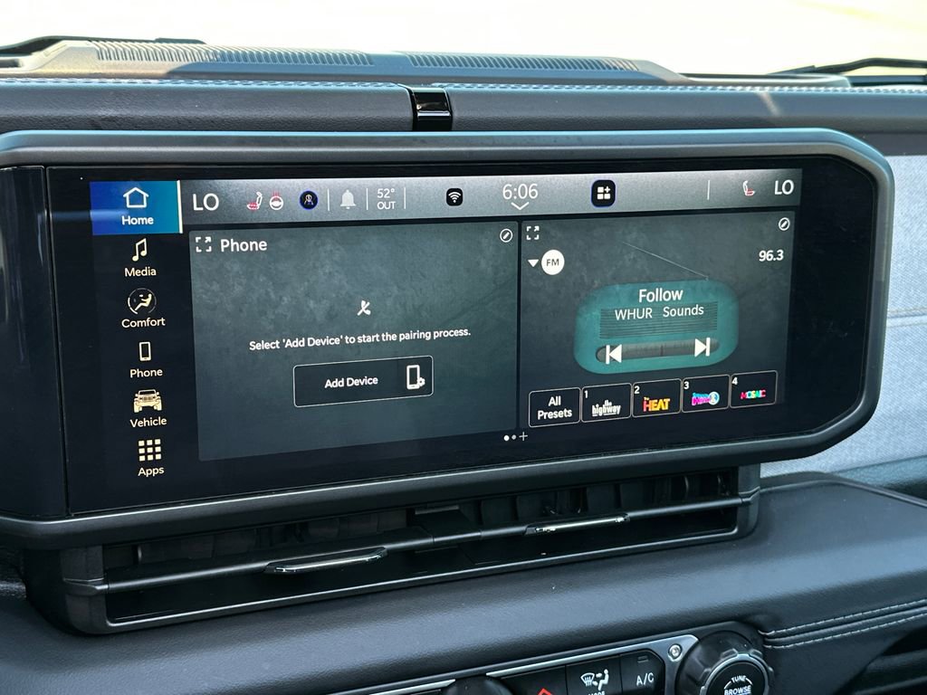 Used 2025 Jeep Wrangler Unlimited Sahara w/ Safety Group image 24