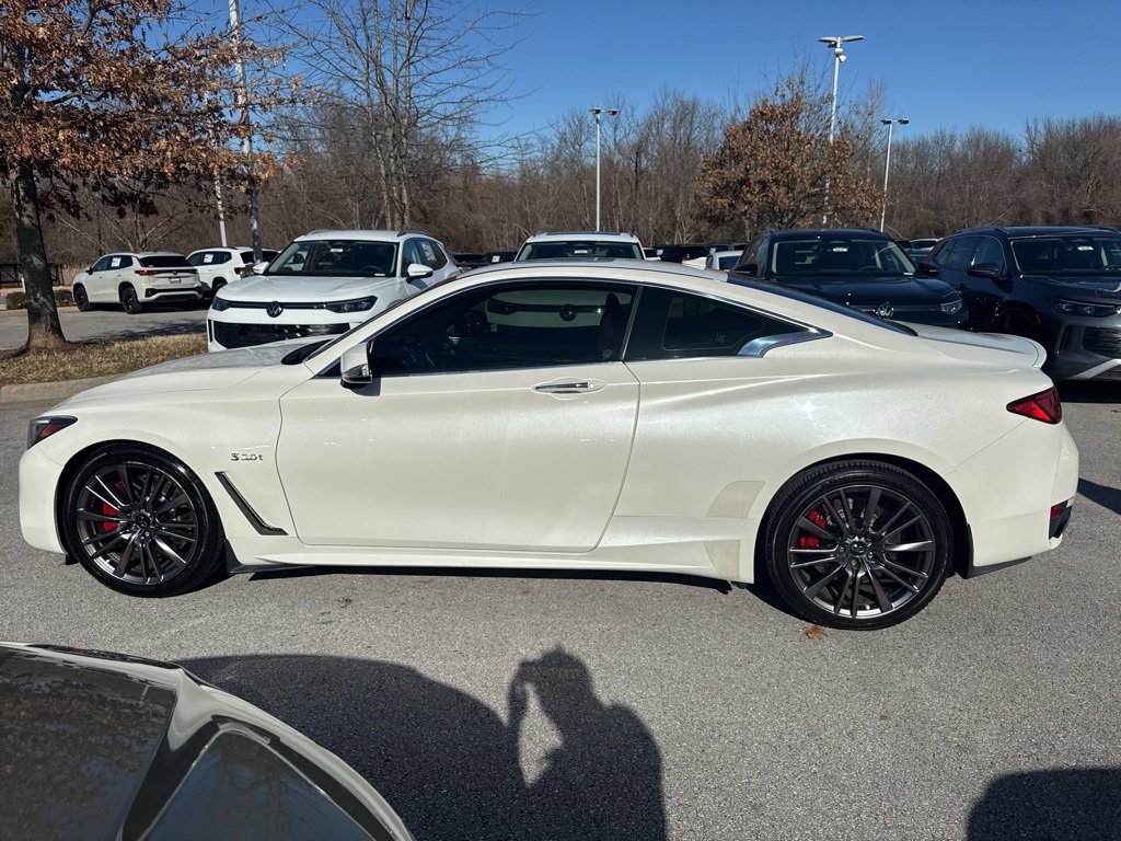 Used 2017 INFINITI Q60 Red Sport 400 image 7