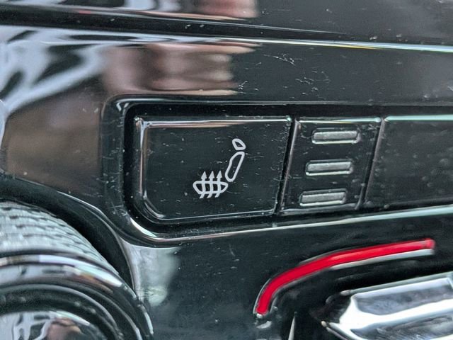 Used 2024 Jeep Grand Cherokee Altitude image 30