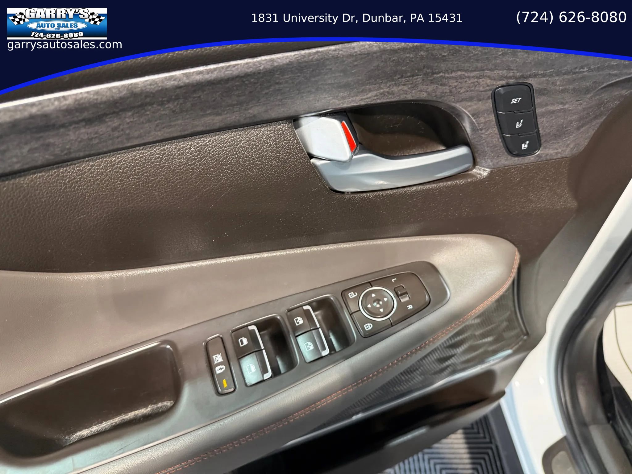 Used 2019 Hyundai Santa Fe Limited w/ Cargo Package image 16