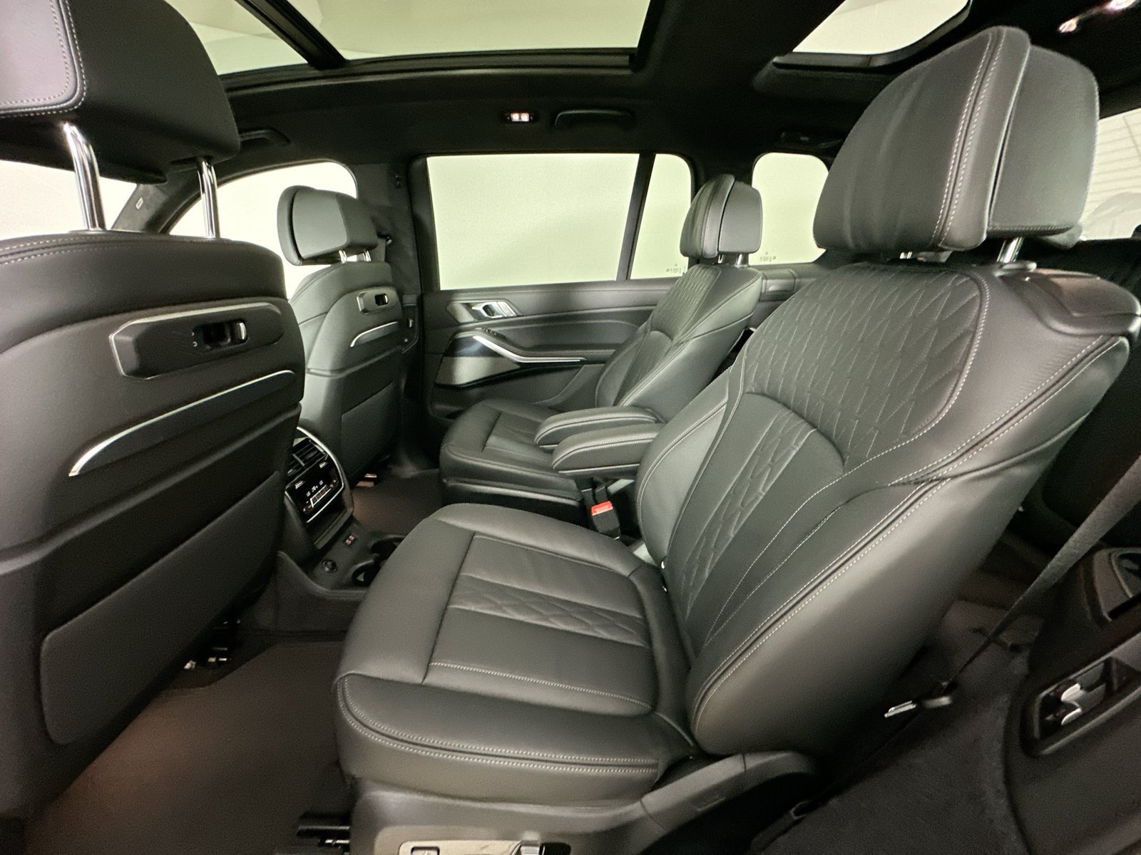 New 2027 BMW X7 xDrive40i w/ M Sport Package AWD/4WD image 37