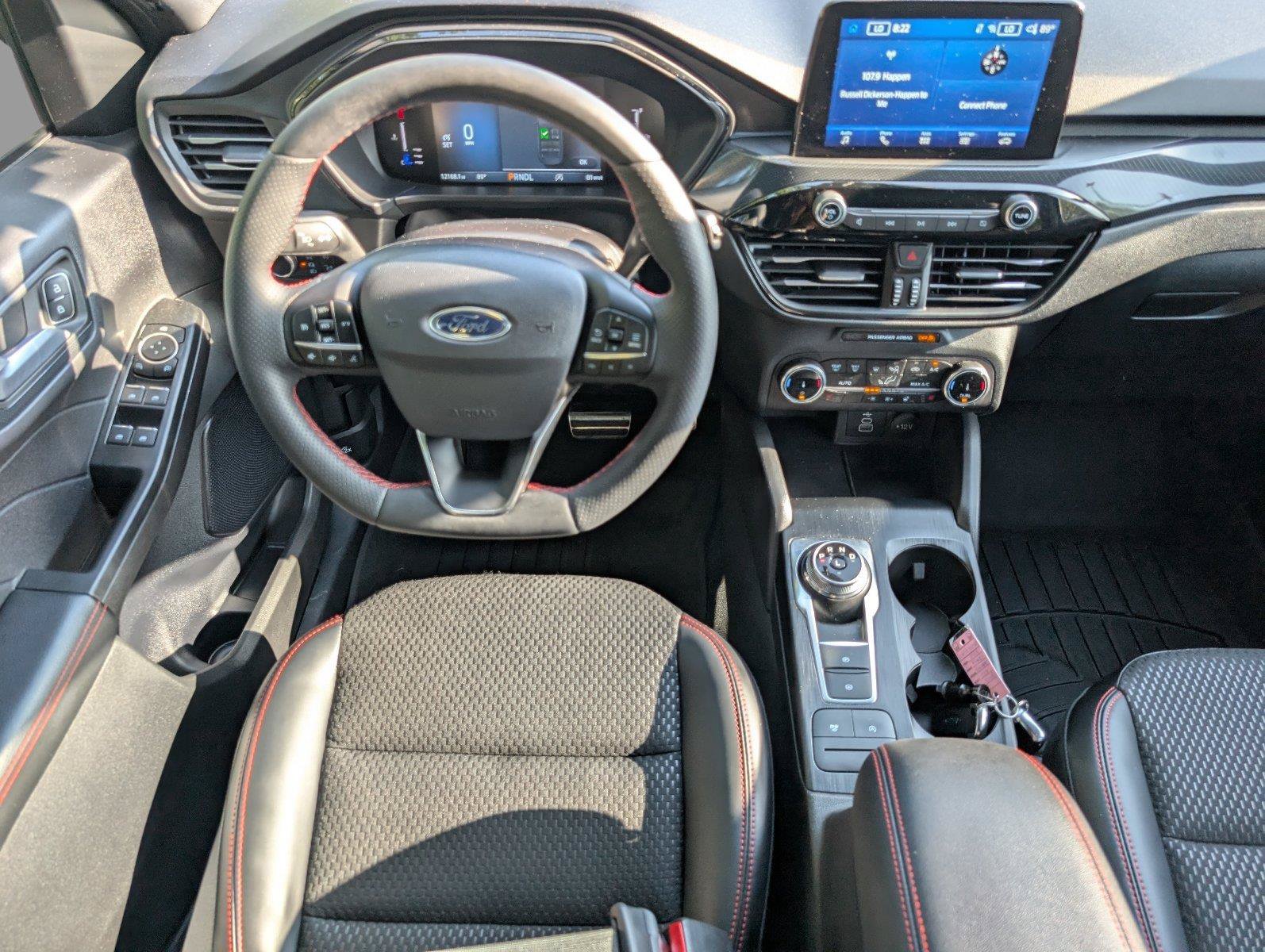 Used 2024 Ford Escape ST-Line w/ Cold Weather Package FWD image 32