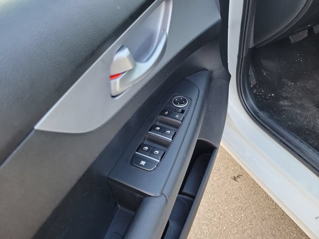 Used 2024 Kia Forte LXS FWD image 15