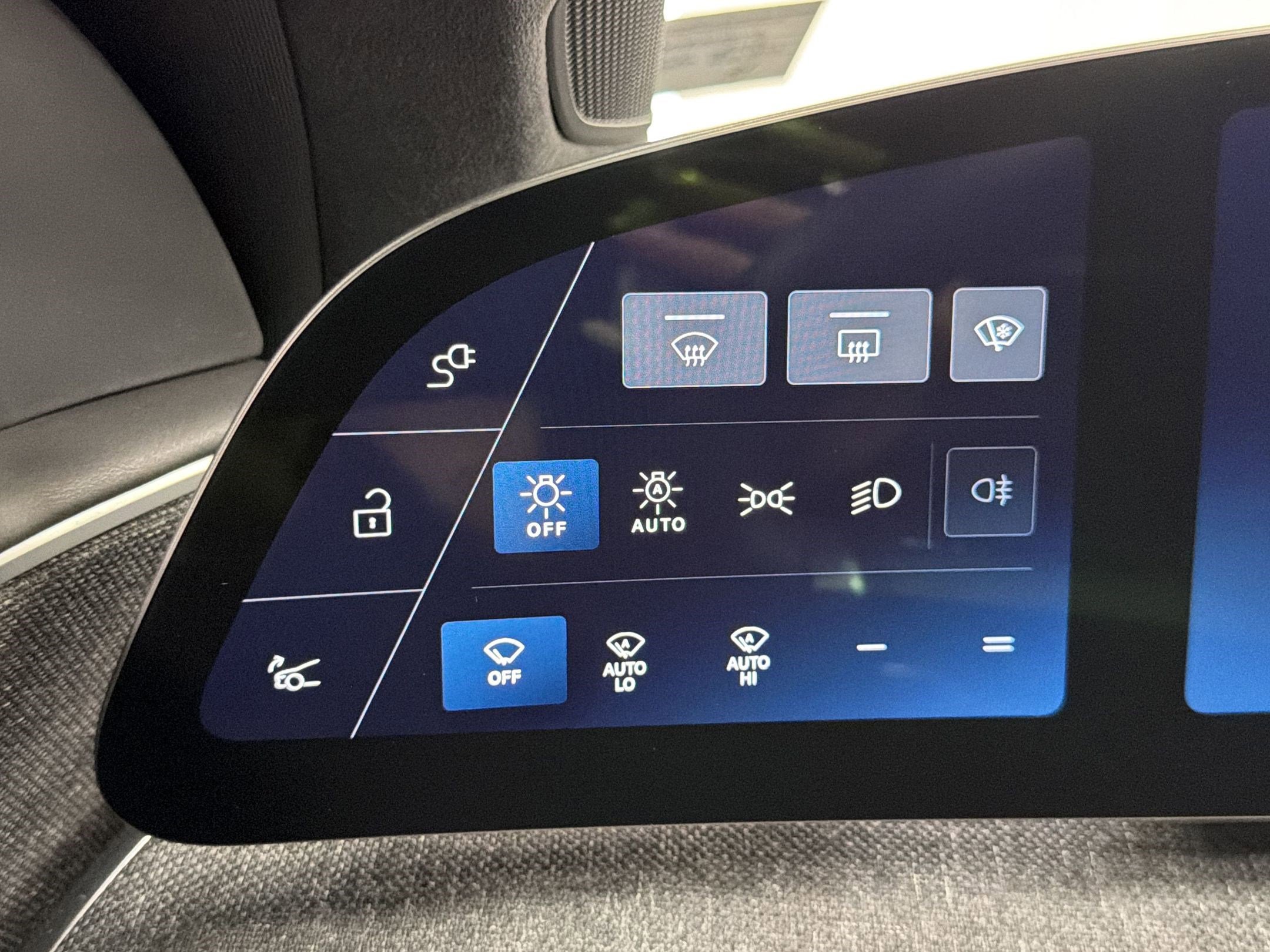 Used 2024 Lucid Air Pure image 30