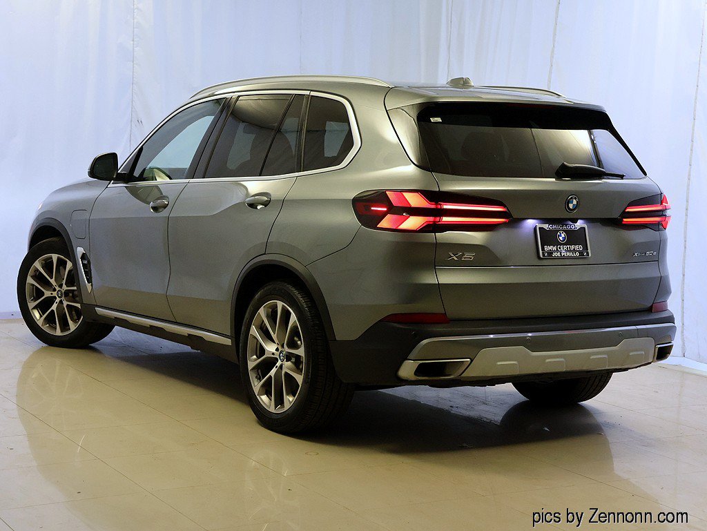 Certified 2024 BMW X5 xDrive50e AWD/4WD image 9
