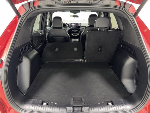 Used 2023 Ford Escape ST-Line w/ Tech Pack #1 AWD/4WD image 31