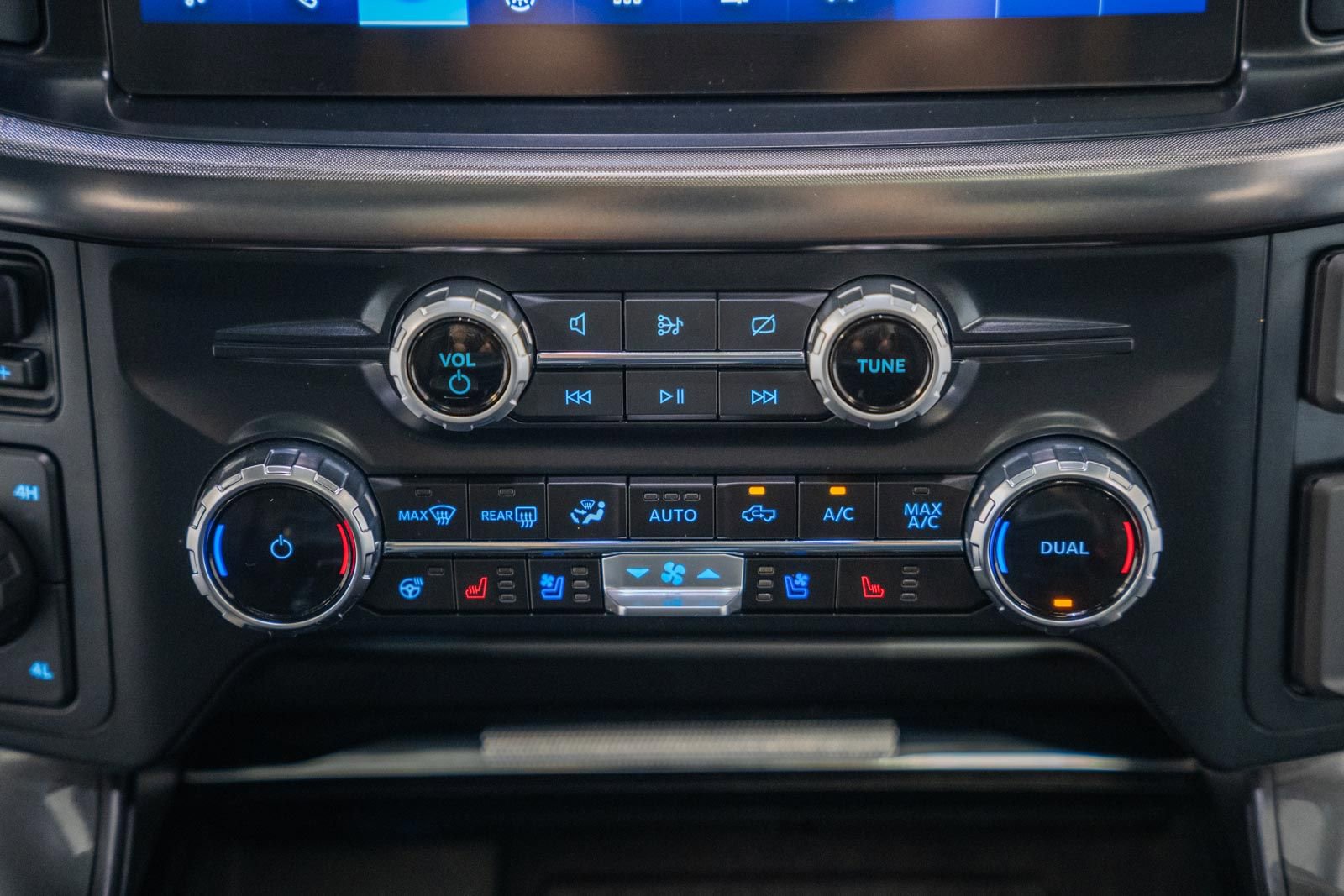 Certified 2023 Ford F150 Tremor w/ Equipment Group 402A High image 31