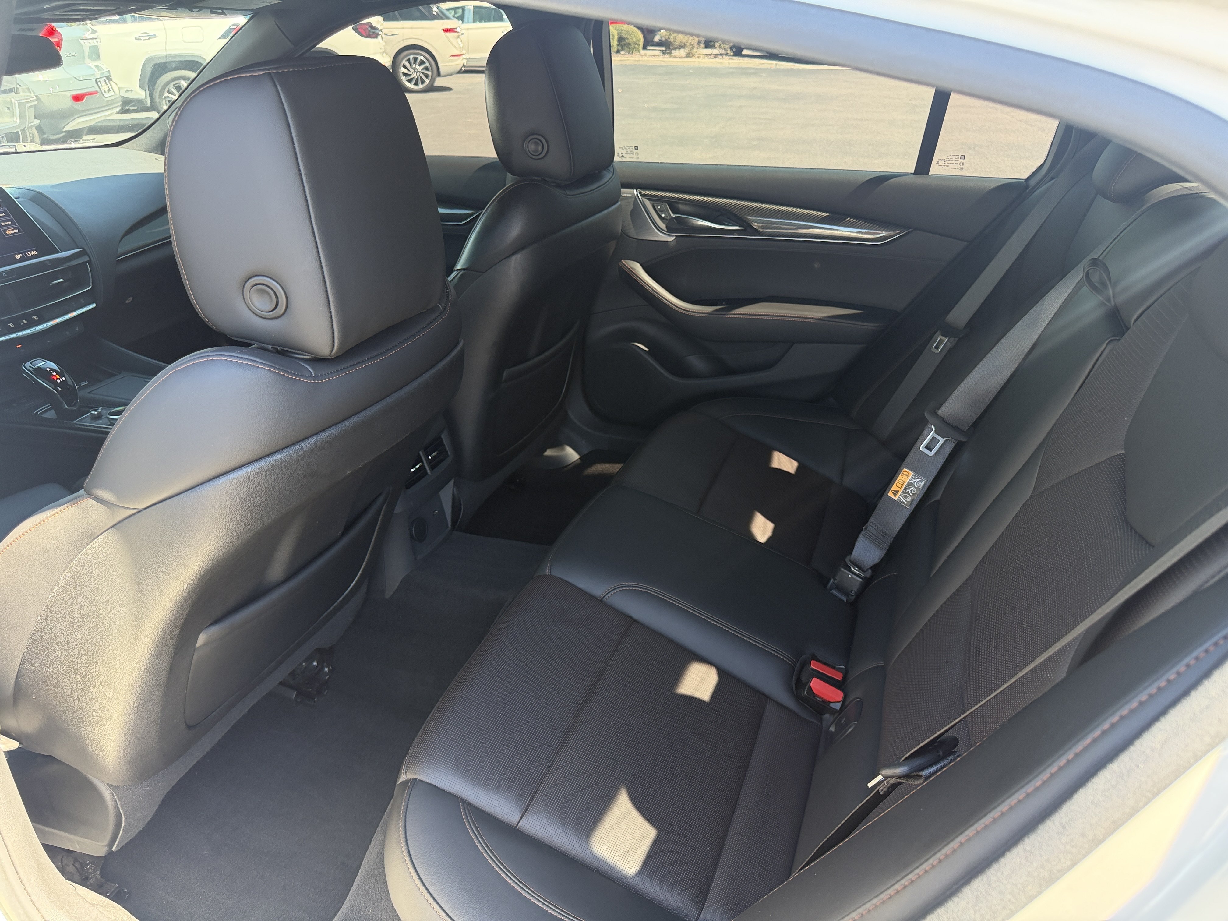 Used 2021 Cadillac CT5 V w/ Premium Package RWD image 16