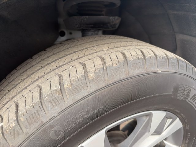 Used 2025 Chevrolet Equinox LT AWD/4WD image 27