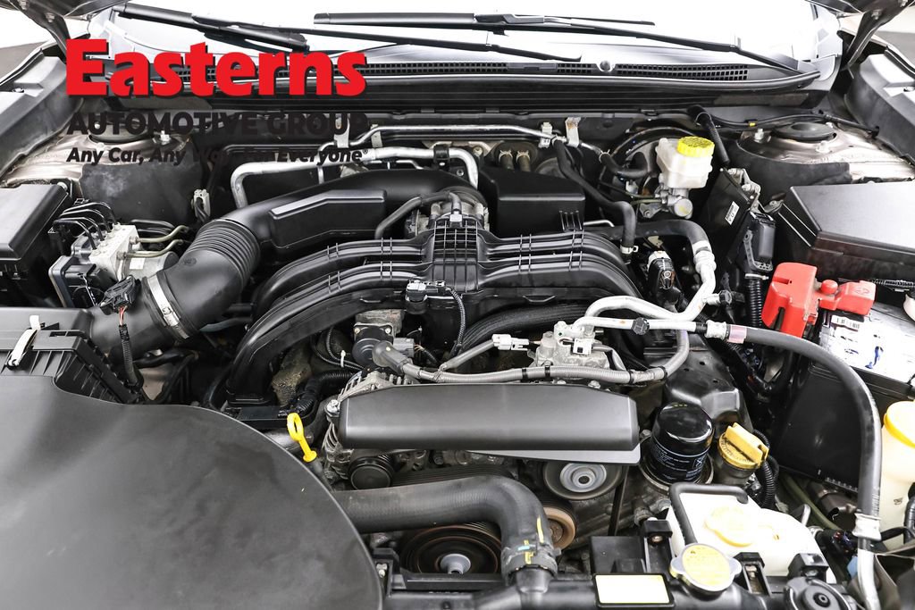 Used 2022 Subaru Outback Premium image 7