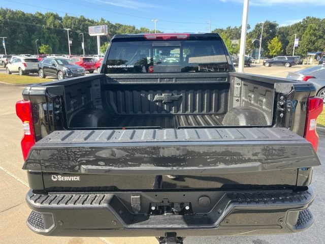New 2026 Chevrolet Silverado 1500 ZR2 w/ Dark Appearance Package AWD/4WD image 8
