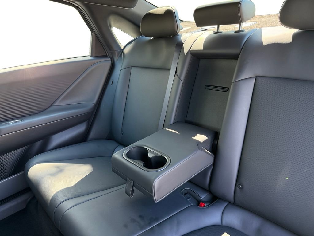 Used 2023 Hyundai Ioniq 6 SEL image 13