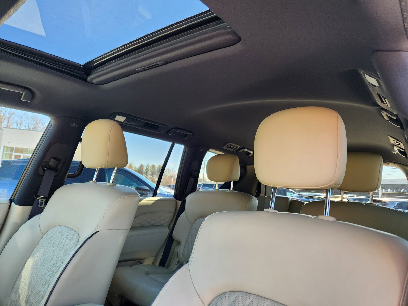 Used 2024 INFINITI QX80 Sensory w/ Cargo Package image 12