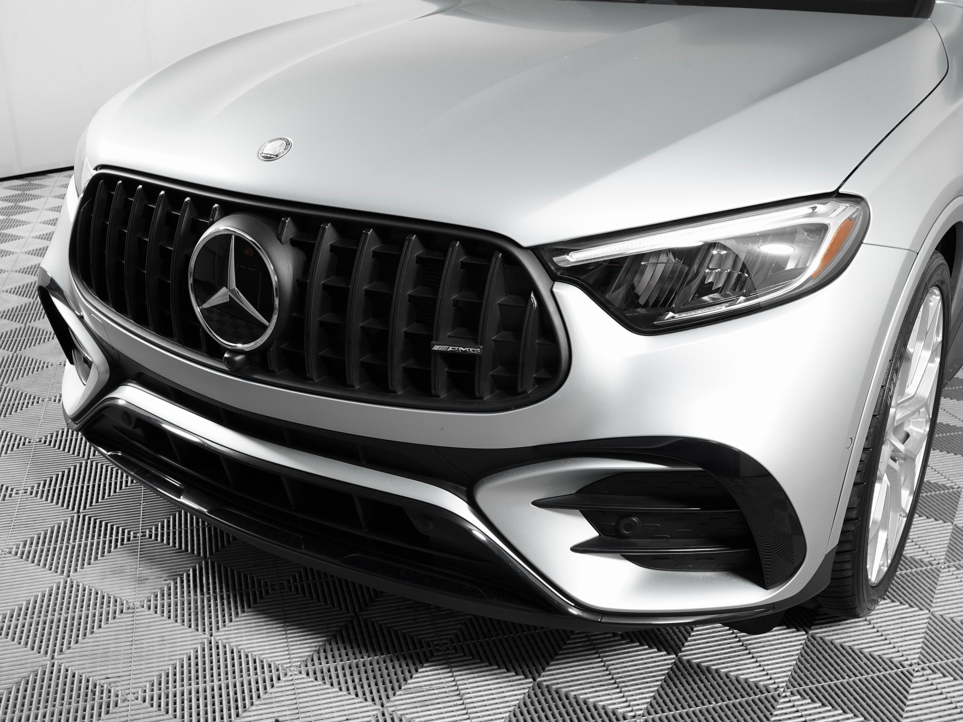 Used 2024 Mercedes-Benz GLC 43 AMG 4MATIC image 29