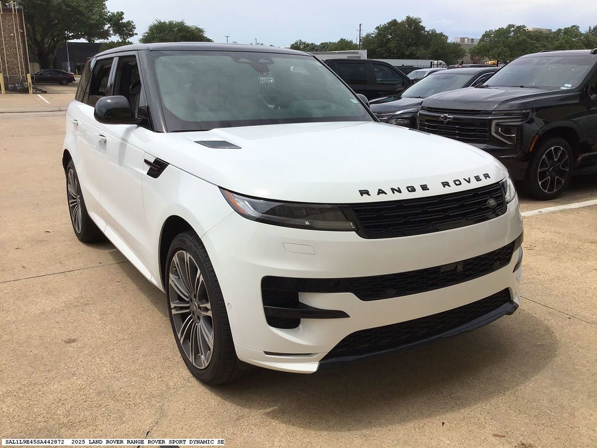 Used 2025 Land Rover Range Rover Sport Dynamic SE AWD/4WD image 4