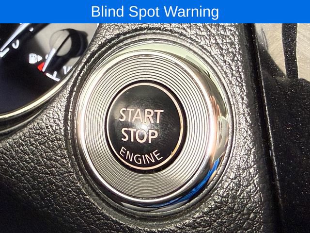 Used 2018 Nissan Rogue SV w/ Premium Package image 23