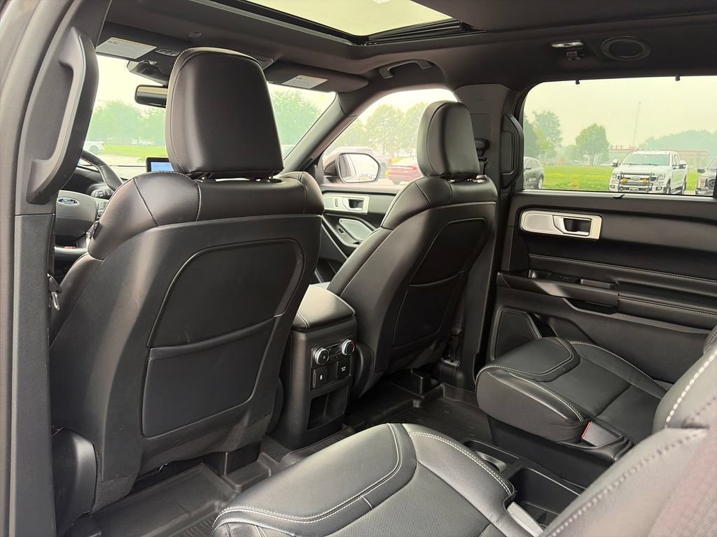 Used 2020 Ford Explorer ST w/ Premium Technology Package AWD/4WD image 27