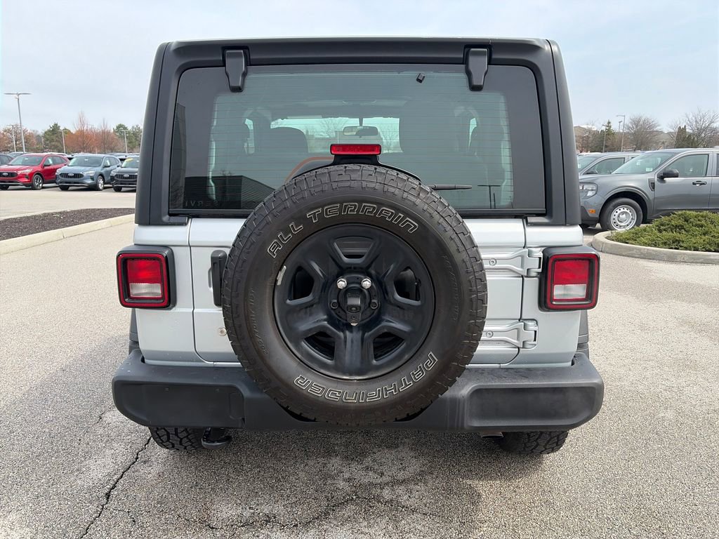 Used 2023 Jeep Wrangler Sport image 6