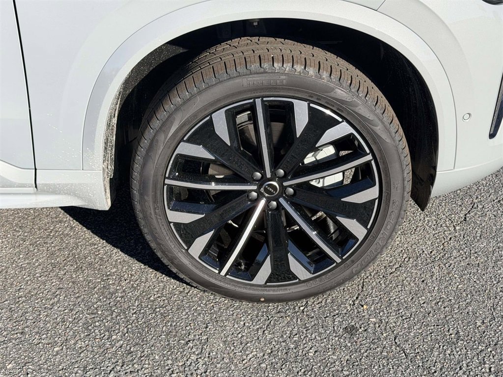 New 2026 Volvo XC90 B6 Ultra w/ Protection Package AWD/4WD image 24
