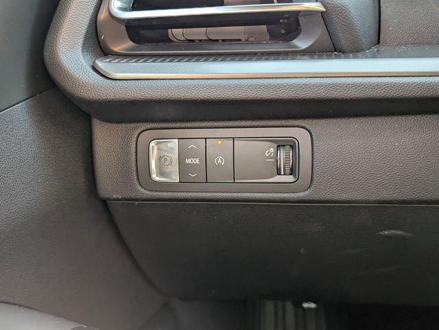 Certified 2025 Chevrolet Traverse LT image 21