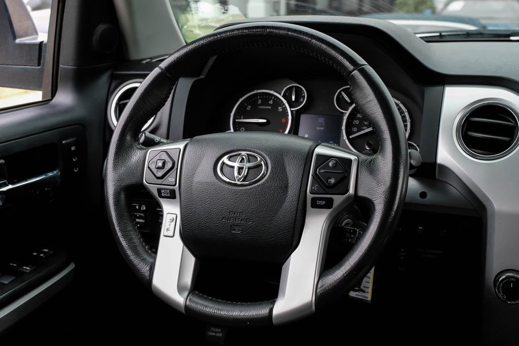 Used 2016 Toyota Tundra Platinum AWD/4WD image 15