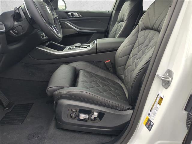 New 2026 BMW X5 xDrive50e w/ Executive Package video 4