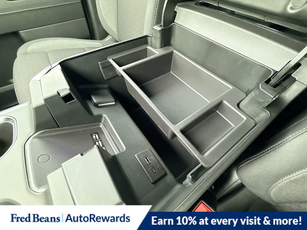 New 2026 GMC Sierra 1500 Elevation w/ LPO, Elevation Black Package image 35