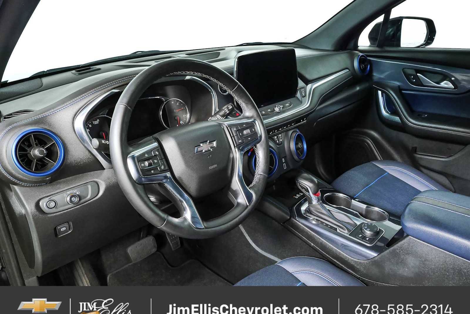 Certified 2023 Chevrolet Blazer RS w/ Driver Confidence II Package AWD/4WD image 4