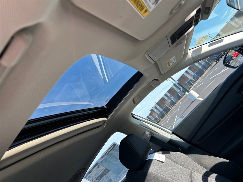 New 2025 Honda Accord SE image 17