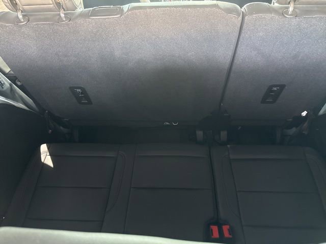 Used 2021 Chevrolet Tahoe LT w/ LT Signature Package image 30