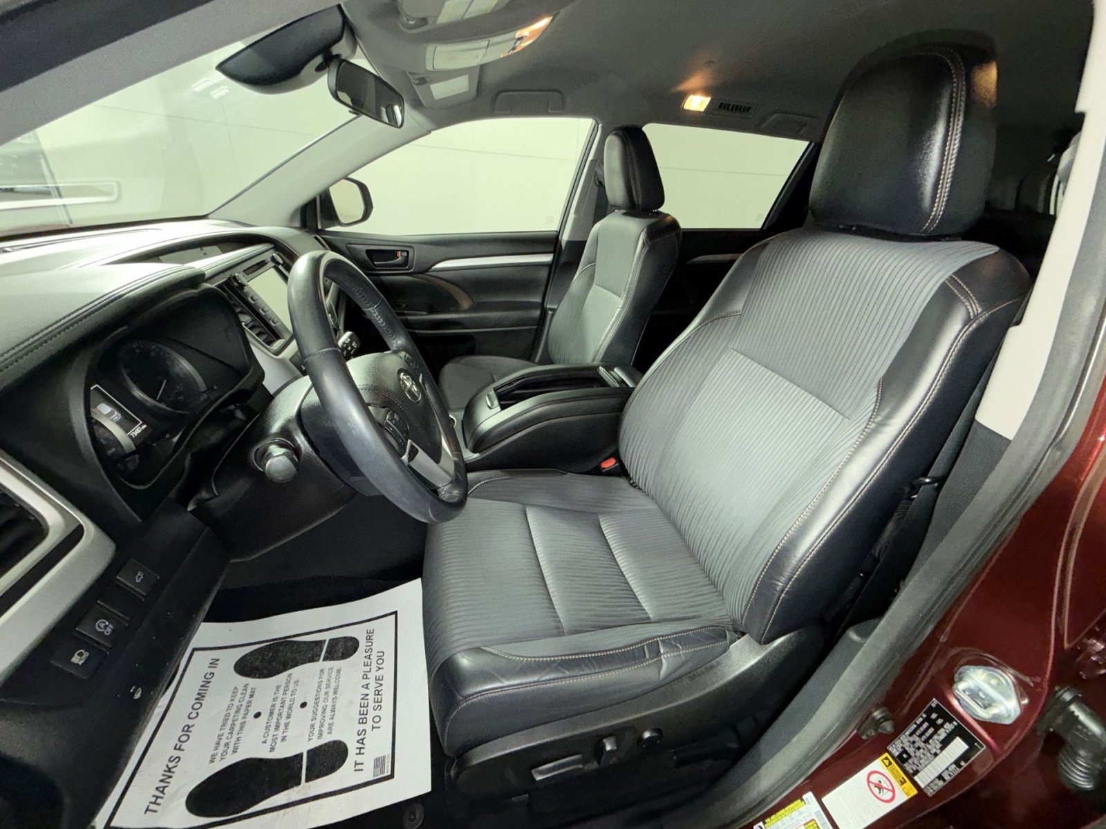 Used 2017 Toyota Highlander Plus image 13