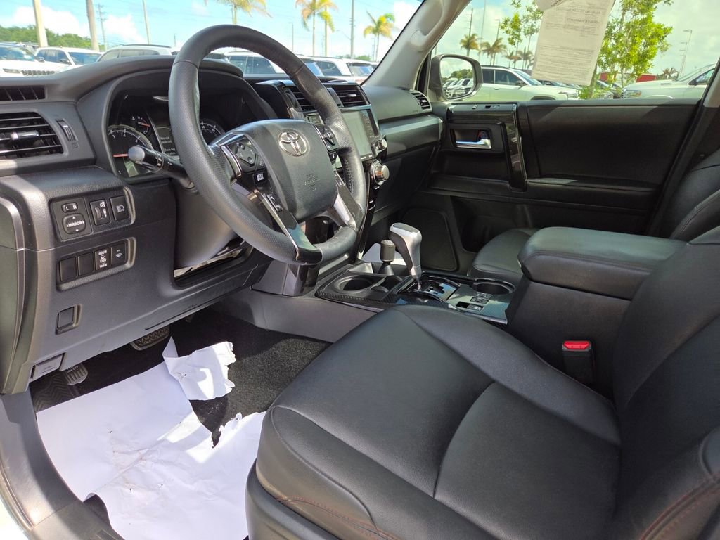 Used 2023 Toyota 4Runner TRD Off-Road Premium w/ Moonroof Package AWD/4WD image 25