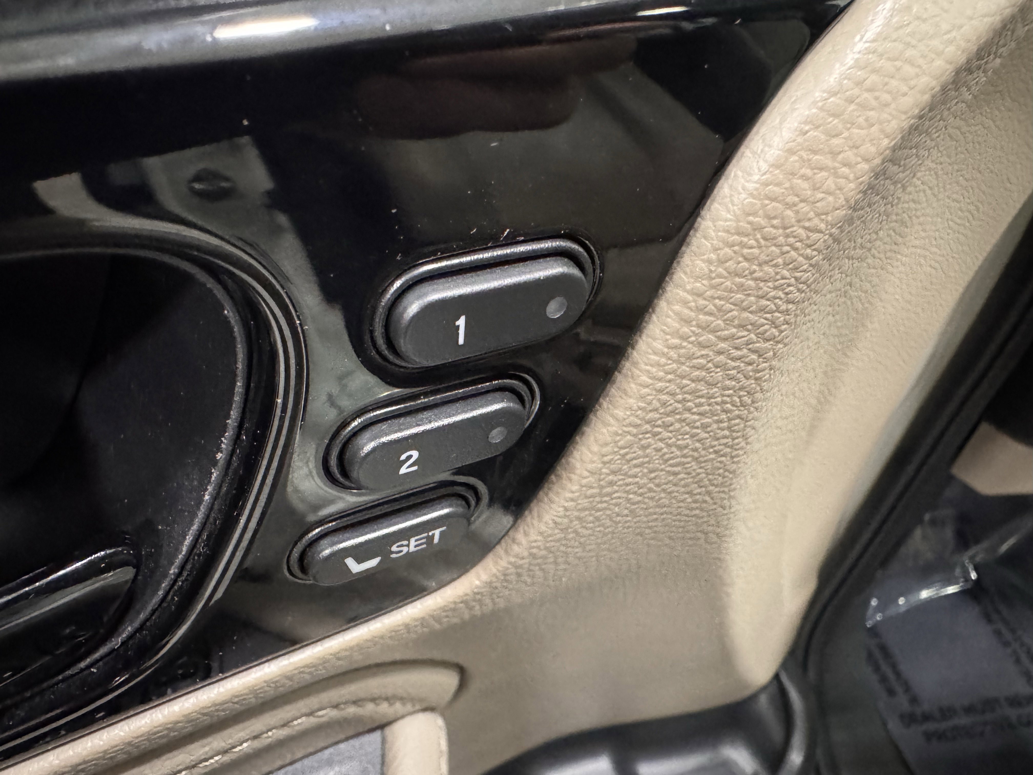 Used 2018 Honda Odyssey Elite image 26