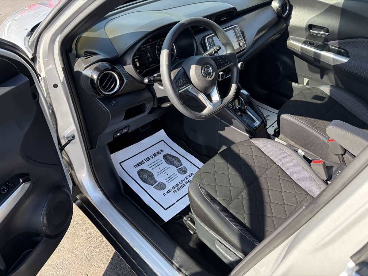 Used 2019 Nissan Kicks FWD image 8