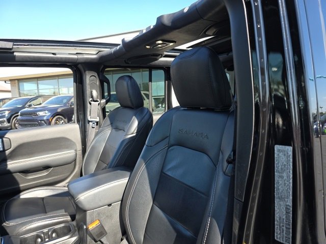 Used 2023 Jeep Wrangler Unlimited Sahara w/ Cold Weather Group image 14