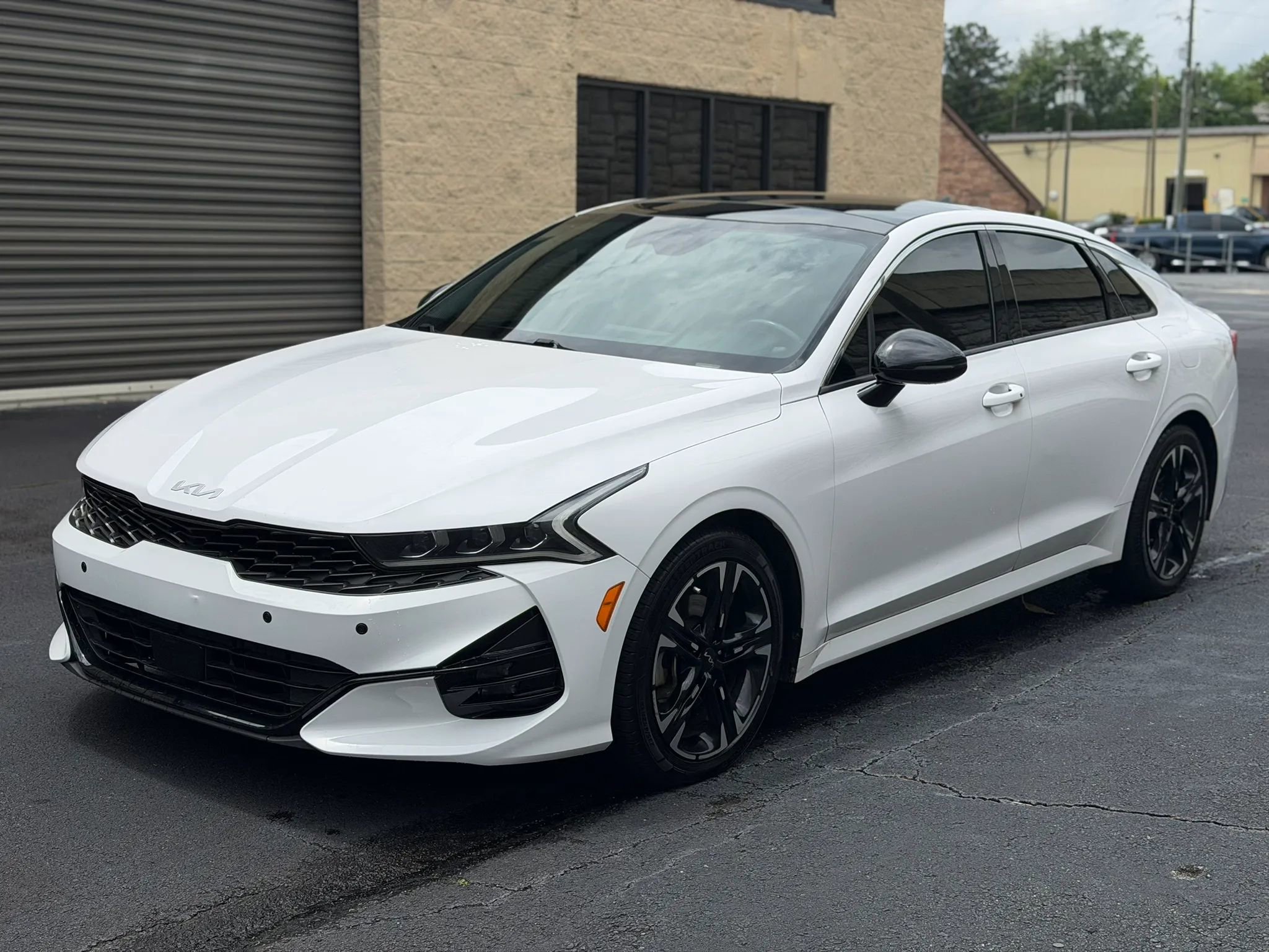Used 2023 Kia K5 GT-Line AWD/4WD image 2