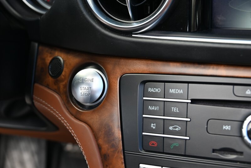Used 2017 Mercedes-Benz SL 450 image 53