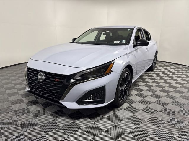 Used 2025 Nissan Altima 2.5 SR