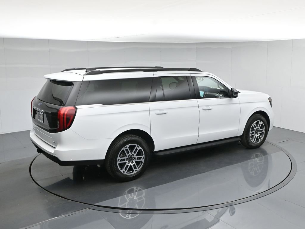 Used 2025 Ford Expedition Max Active AWD/4WD image 47
