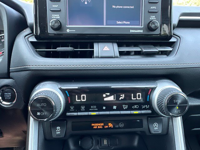 Used 2021 Toyota RAV4 XLE FWD image 29