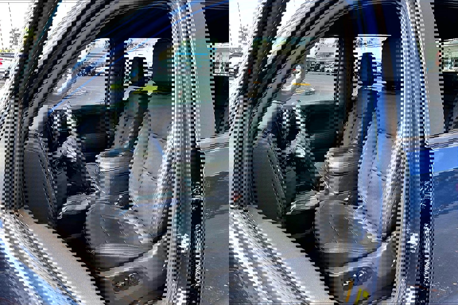 Certified 2021 Chevrolet Silverado 1500 LT Trail Boss w/ Convenience Package II image 18