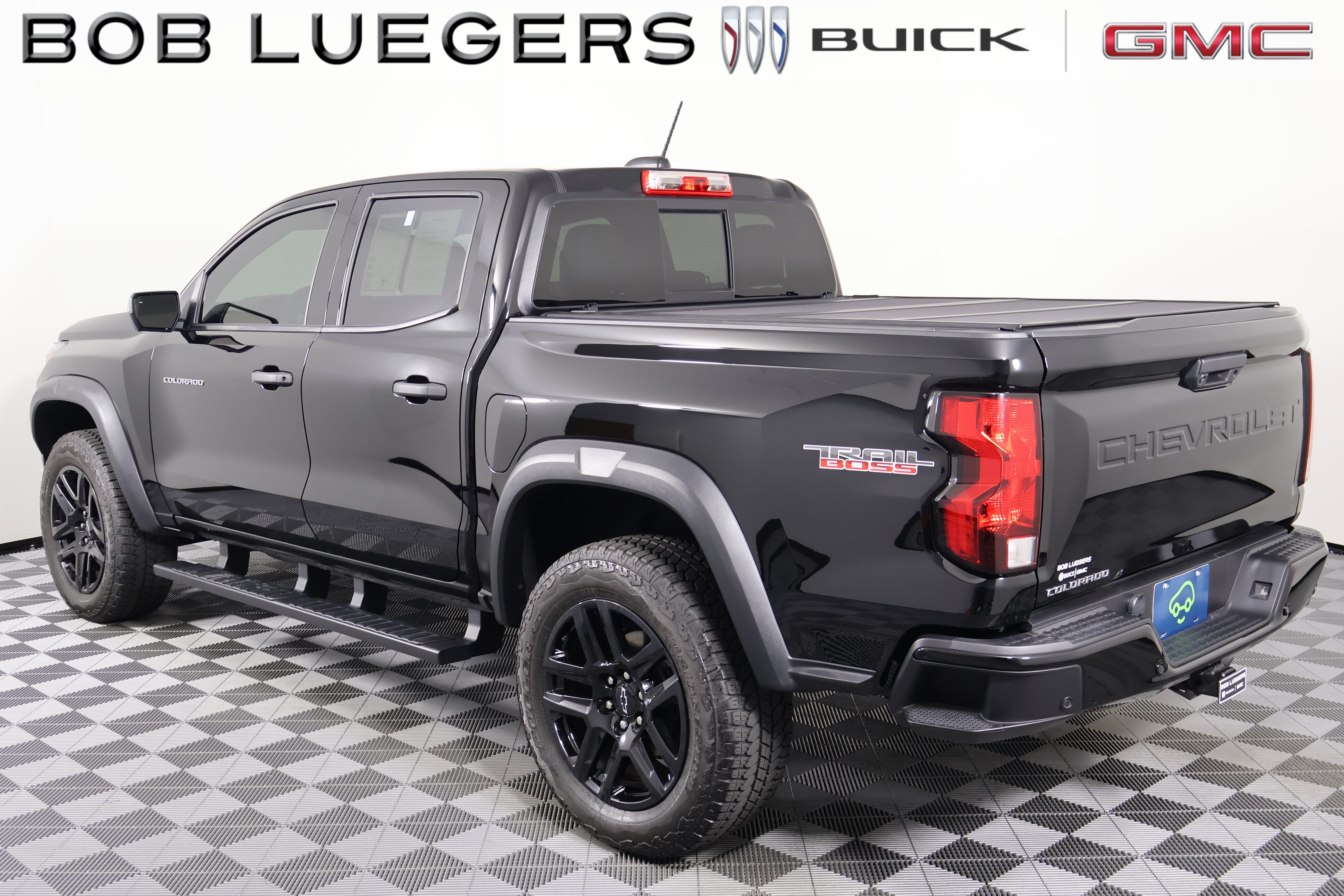 Certified 2025 Chevrolet Colorado Trail Boss AWD/4WD image 4