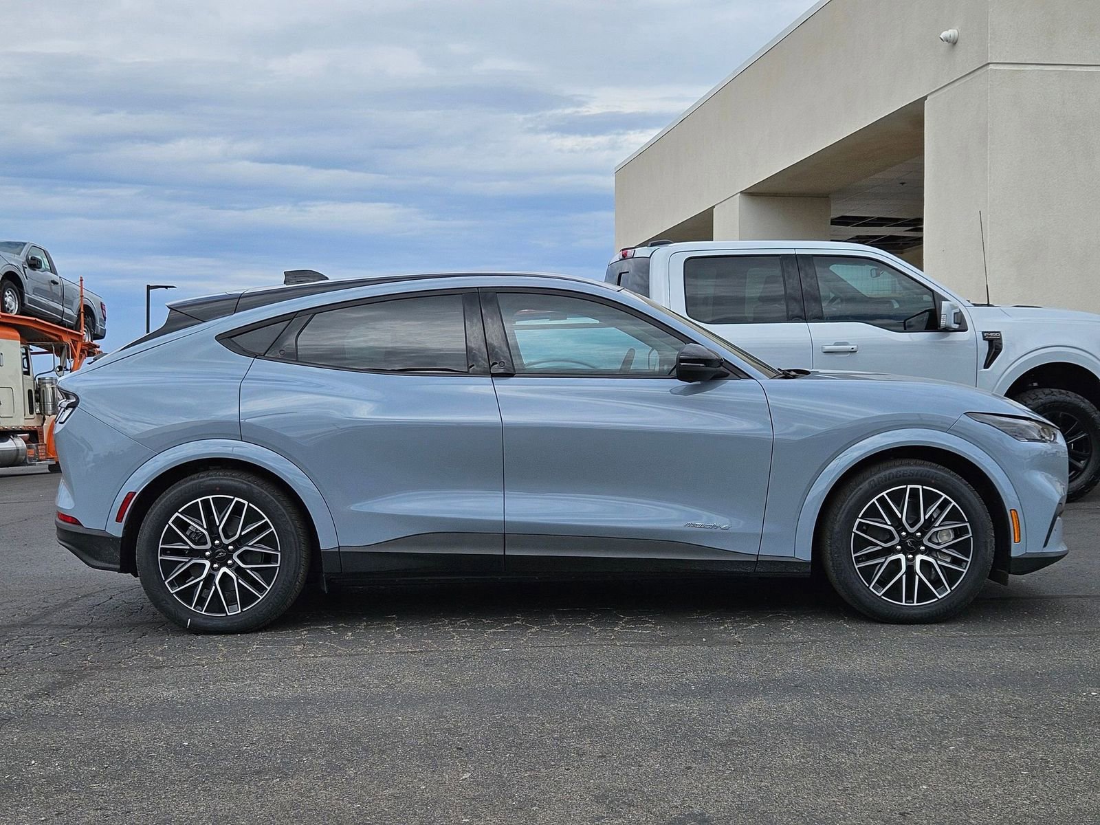 New 2025 Ford Mustang Mach-E Premium image 4