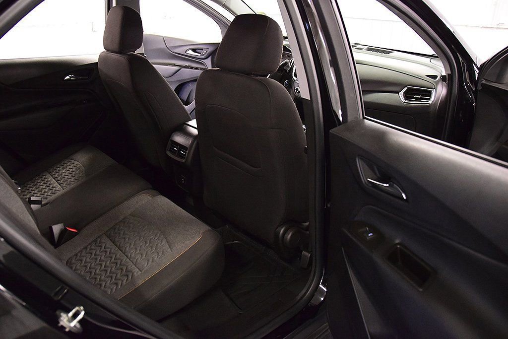 Used 2024 Chevrolet Equinox LT w/ LPO, Floor Liner Package image 31