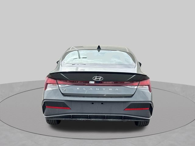 New 2026 Hyundai Elantra SEL Sport Premium FWD image 6