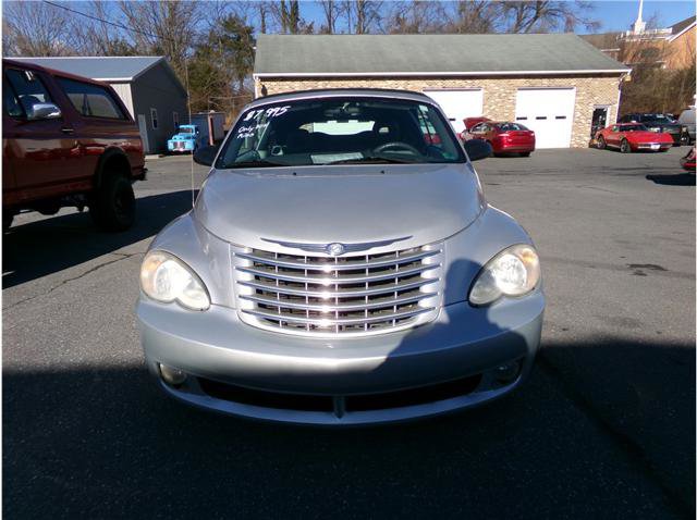 Used 2007 Chrysler PT Cruiser Convertible w/ Spring Special Group image 2