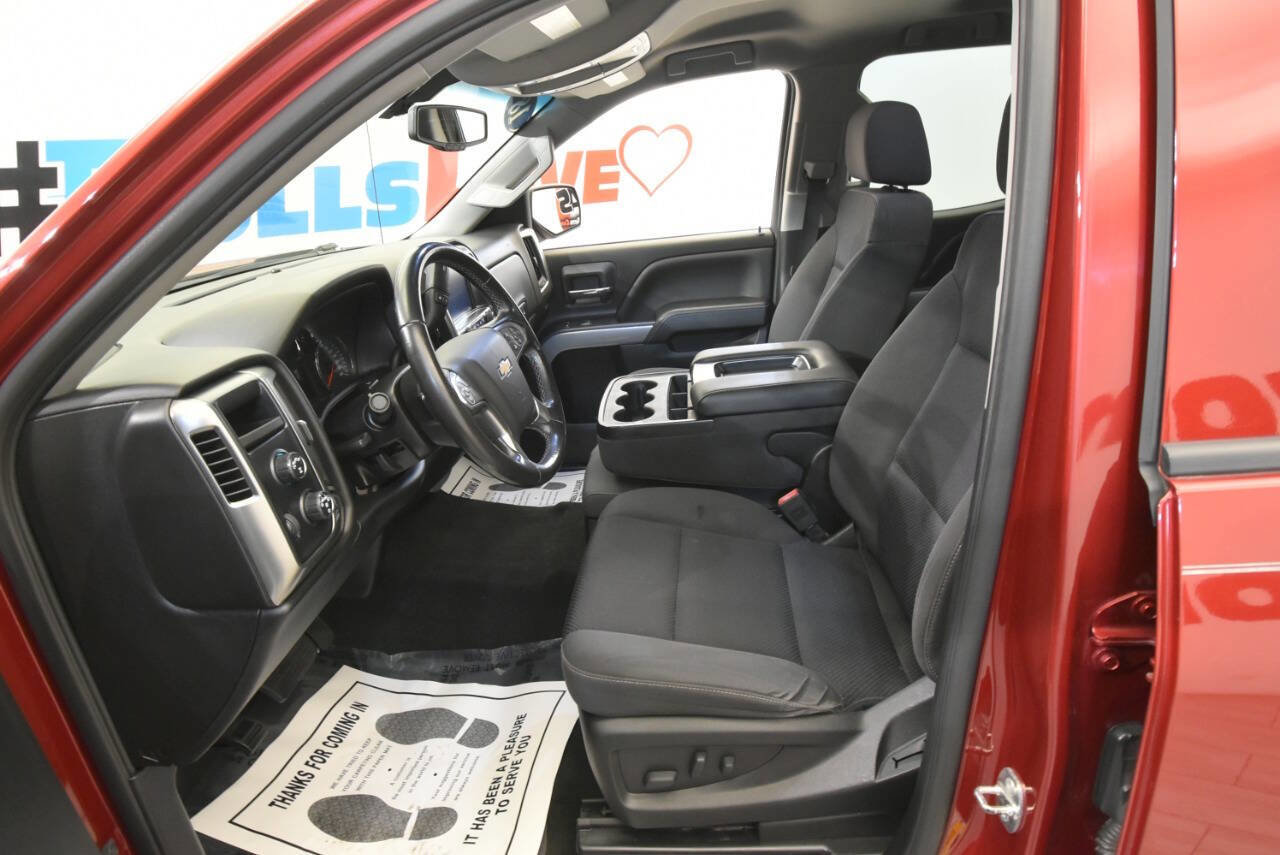 Used 2018 Chevrolet Silverado 1500 LT w/ All Star Edition AWD/4WD image 15
