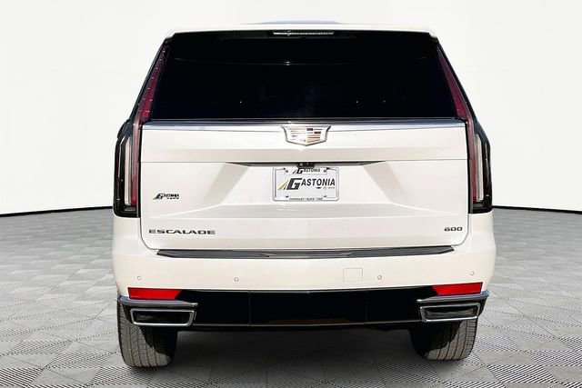 Used 2022 Cadillac Escalade Premium Luxury image 6